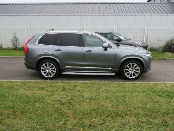 VOLVO XC90 auem_N02123_03_hd.jpg